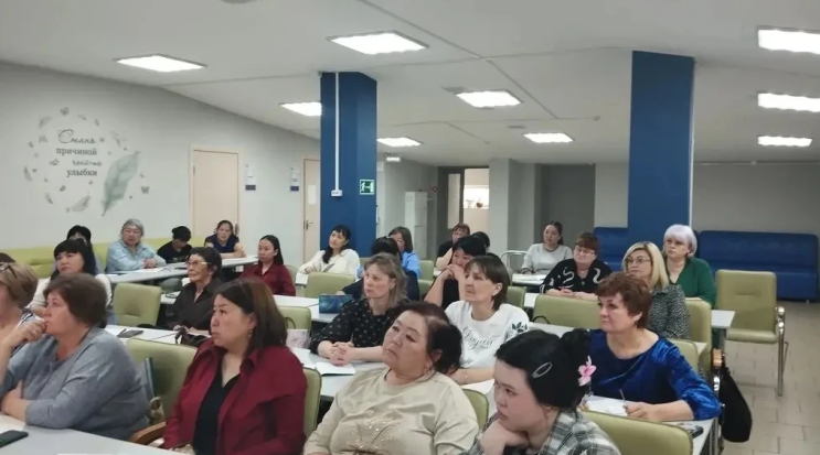 Семинар для педагогов ДОО Республики Алтай: ключевые аспекты авторской программы «Математические ступеньки» Семинар для педагогов ДОО Республики Алтай: ключевые аспекты авторской программы «Математические ступеньки»